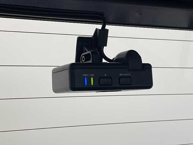 スズキ ハスラー HYBRID X 岐阜県 2023(令5)年 0.6万km デニムブルー ガンメタリック 2トーン スズキセーフティサポート/・衝突軽減ブレーキ/・デュアルカメラブレーキサポート/・レーンキープアシスト/・コーナーセンサー/・先行車発信お知らせ機能/・標識認識機能/・ふらつき警報/・ハイビームアシスト/純正9インチナビ/　(AM/FM/CD/DVD/Bluetooth/フルセグTV)/全方位モニター/LEDヘッドライト/シートヒーター/ドライブレコーダー/オートライト/純正アルミホイール/純正フロアマット/保証書、取説/スペアキー