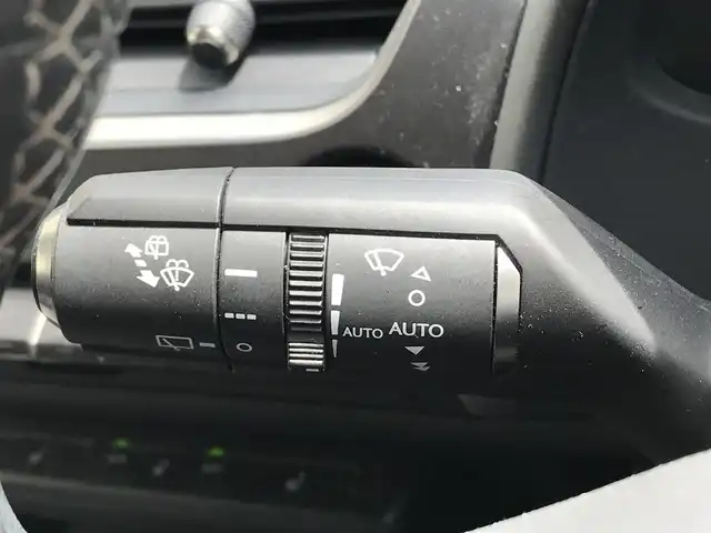 レクサス ＵＸ 250h バージョンC 富山県 2019(平31)年 10.5万km セレスティアルブルーガラスフレーク 純正AWスタッドレスタイヤ車載/純正ナビ/フルセグTV/Bluetooth/全周囲カメラ/ドライブレコーダー/プリクラッシュセーフティ/コーナーセンサー/レーンキープアシスト/ブラインドスポットモニター/レーダークルーズコントロール/レザーシート/メモリー付パワーシート/シートヒーター/ハンドルヒーター/革巻きステアリング/ステアリングスイッチ/ETC2.0