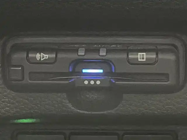 ホンダ Ｎ ＢＯＸ カスタム L ターボ コーディネートスタイル 滋賀県 2021(令3)年 6.2万km プラチナホワイトパール 8型純正ナビ/CD/DVD/TV/Bluetooth /ホンダセンシング/レーダークルーズコントロール/レーンキープアシスト/パーキングセンサーシステム/クリアランスソナー/コーナーセンサー/シートヒーター（D＋N席）/LEDヘッドライト/パドルシフト/両側電動スライドドア/ドライブレコーダー/バックカメラ/オートハイビーム/オートライト/レザーシート/ETC
