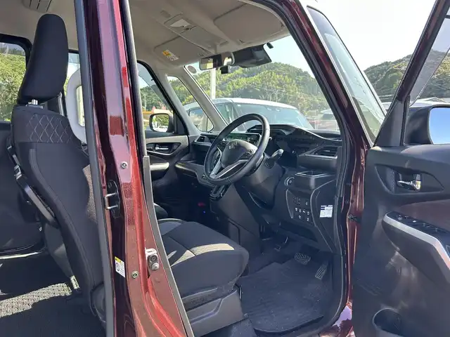 スズキ ソリオ バンディット HV MV 愛媛県 2021(令3)年 1.9万km メロウディープレッドパール 純正９インチナビ　フルセグＴＶ　スマホ連携　アップルカープレイ　全方位モニター　パワースライドドア　デュアルカメラブレーキサポート　ＥＴＣ　　コーナーセンサー　ヘッドアップディスプレイ　シートヒーター
