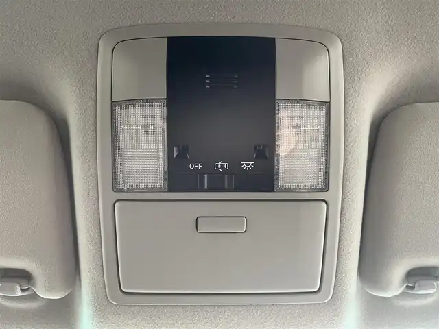 トヨタ ランドクルーザー プラド TX 福岡県 2011(平23)年 4.9万km ブラック ワンオーナー/純正ディーラーナビ（NSDN-W60）/ワンセグTV/CD/DVD/バックカメラ/ビルトインETC/ステップ/ドアバイザー/純正アルミホイール/純正フロアマット/プッシュスタート/2列シート/5名乗り/パワーウィンドウ/ブラウンウッド付ハンドル/スペアタイヤ/取扱説明書/スペアキー/スマートキー