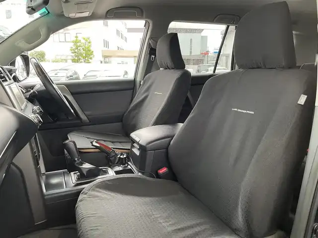 トヨタ ランドクルーザー プラド TX 福岡県 2011(平23)年 4.9万km ブラック ワンオーナー/純正ディーラーナビ（NSDN-W60）/ワンセグTV/CD/DVD/バックカメラ/ビルトインETC/ステップ/ドアバイザー/純正アルミホイール/純正フロアマット/プッシュスタート/2列シート/5名乗り/パワーウィンドウ/ブラウンウッド付ハンドル/スペアタイヤ/取扱説明書/スペアキー/スマートキー