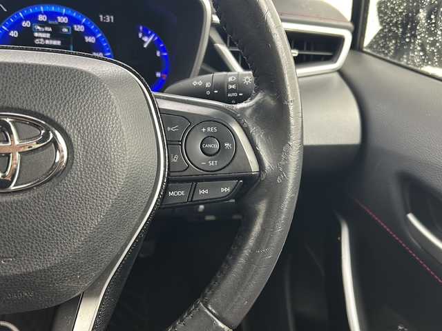 トヨタ カローラ スポーツ ハイブリッドG Z 宮城県 2020(令2)年 6万km アティチュードブラックマイカ/ホワイトパールクリスタルシャイン 禁煙車/モデリスタエアロ（F.S.R）/トヨタセーフティーセンス/・プリクラッシュセーフティーシステム/・レーダークルーズコントロール/・レーントレーシングアシスト/・オートマチックハイビーム/・パーキングサポートブレーキ/・ロードサインアシスト/・ソナー/ヘッドアップディスプレイ/前席シートヒーター/赤革スエードコンビシート/純正9インチディスプレイオーディオ/・BT.AM.FM.USB.Miracast/バックカメラ/フルセグテレビ/電動パーキングブレーキ/AUTOHOLD/ビルトインETC/プッシュスタート/スマートキー/革巻きステアリング/ステアリングスイッチ/純正フロアマット/純正ドアバイザー/純正18インチアルミホイール/LEDヘッドライト/LEDフォグランプ/横滑り防止機能/アイドリングストップ/ヘッドライトレベライザー