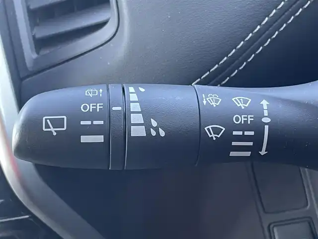 日産 セレナ 兵庫県 2018(平30)年 5万km ブリリアントホワイトパール 純正9インチナビ/CD/DVD/Bluetooth/フルセグ/後席モニター/ETC/両側パワースライド/クルーズコントロール/バッグカメラ/衝突軽減ブレーキ/フォグランプ/LEDヘッドライト/純正フロアマット/USB/ドアバイザー/スマートキー