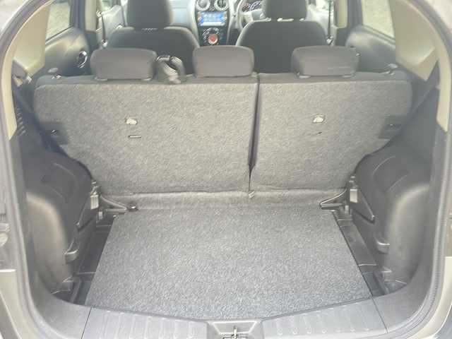 日産 ノート X DIG－S Vセレ +セーフ 兵庫県 2015(平27)年 3.2万km ダークメタルグレー 純正SDナビ　フルセグ、DVD、BT、AM、FM/全方位カメラ/前方ドライブレコーダー/ETC/衝突被害軽減ブレーキ/横滑り防止装置/車線逸脱警報/アイドリングストップ/コーナーセンサー/純正フロアマット/プッシュスタート/スマートキー×１