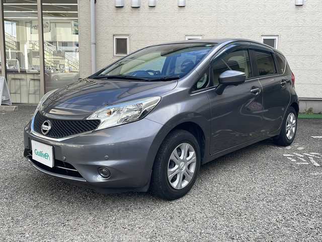 日産 ノート X DIG－S Vセレ +セーフ 兵庫県 2015(平27)年 3.2万km ダークメタルグレー 純正SDナビ　フルセグ、DVD、BT、AM、FM/全方位カメラ/前方ドライブレコーダー/ETC/衝突被害軽減ブレーキ/横滑り防止装置/車線逸脱警報/アイドリングストップ/コーナーセンサー/純正フロアマット/プッシュスタート/スマートキー×１