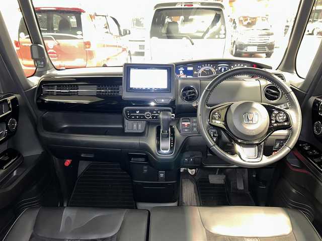 ホンダ Ｎ ＢＯＸ カスタム L ターボ 愛媛県 2022(令4)年 3.4万km クリスタルブラックパール パナソニックナビ【CN-HE01D】/   CD.DVD.BT.TV/バックカメラ/前席シートヒーター/シートヒーター/シートバックテーブル/ホンダセンシング