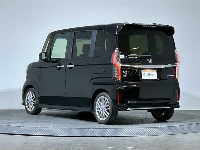 ホンダ Ｎ ＢＯＸ カスタム L ターボ 愛媛県 2022(令4)年 3.4万km クリスタルブラックパール パナソニックナビ【CN-HE01D】/   CD.DVD.BT.TV/バックカメラ/前席シートヒーター/シートヒーター/シートバックテーブル/ホンダセンシング