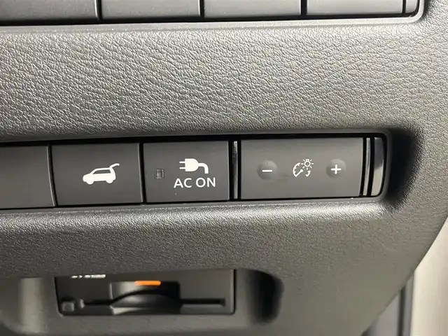 日産 エクストレイル G e－4ORCE 埼玉県 2022(令4)年 1.9万km ゴールド プロパイロットシステム/日産コネクトナビゲーションシステム/アラウンドビューカメラ/フルセグTV/Bluetoothオーディオ/USB入力/ワイヤレス充電器/ナビ連動純正ドライブレコーダー前後/タンナッパレザーシート/前席パワーシート/全席シートヒーター/D席メモリーシート/インテリジェントキー×2/プッシュスタート/パワーバックドア/LEDヘッドライト/LEDフォグランプ/純正19インチアルミ/ルーフレール/オートエアコン/WエアB＋サイドエアB/純正デュアルカーペット/ロールサンシェード
