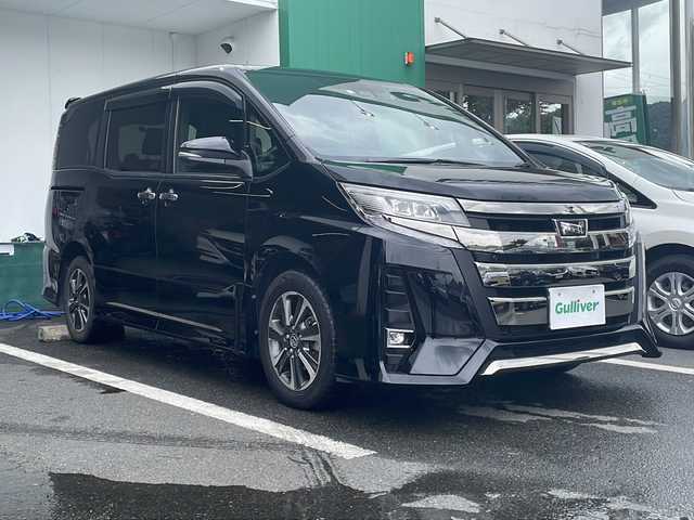 トヨタ ノア Si ダブルバイビーⅡ 京都府 2020(令2)年 3.8万km ブラック 純正１０インチナビ　バックカメラ　Ｂｌｕｅｔｏｏｔｈオーディオ　フルセグ　両側パワースライドドア　クルーズコントロール　ＬＥＤヘッドライト　前後ドライブレコーダー　ビルトインＥＴＣ　コーナーセンサー