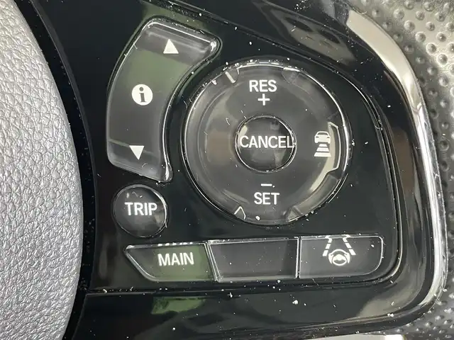 ホンダ Ｎ ＯＮＥ RS 茨城県 2021(令3)年 2.1万km プラチナホワイトパール 純正8インチナビ（VXU-217NBi）/・バックカメラ/・フルセグテレビ/・Bluetooth/衝突軽減システム/レーンキープシステム/電子サイドブレーキ/シートヒーター（D+N席）/AAC（アクティブクルーズコントロール）/ビルドインETC/純正フロアマット（無限）/オートライト/LEDヘッドライト/ヘッドライトレベライザー