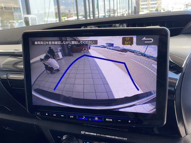 トヨタ ハイラックス Z 愛知県 2022(令4)年 0.5万km スーパーホワイトⅡ 衝突軽減システム/SD１０型ナビ/レーダークルーズコントロール/フルセグ/CD/DVD/Bluetooth/バックカメラ/コーナーセンサー/純正アルミホイール/４WD/LEDヘッドライト/オートマチックハイビーム/ドライブレコーダー/ETC/ステアリングスイッチ/スマートキー/プッシュスタート