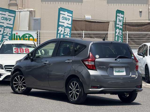 日産 ノート X 愛知県 2019(平31)年 3万km ダークメタルグレー /禁煙//純正メモリナビ//フルセグ//CD/DVD/SD/BT/AM/FM//アラウンドビューカメラ//インテリジェントルームミラー//ETC//社外15AW//オールシーズンタイヤ//LEDオートライト//ステアリングスイッチ//エマージェンシーブレーキ//LDW//アイドリングストップ//クリアランスソナー//ドライブレコーダー//オートリトラウィンカーミラー//ISOFIX//純正フロアマット//スペアタイヤ//スマートキー//プッシュスタート//ディーラー記録簿//保証書//取扱説明書//ナビ取説//スペアキー
