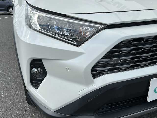 トヨタ ＲＡＶ４ G Zパッケージ 茨城県 2019(令1)年 6.6万km ホワイトパールクリスタルシャイン 9インチ純正SDナビ(Bluetooth/バックカメラ フルセグTV)/ETC/クルーズコントロール/横滑り防止装置/コーナーセンサー/レーンキープアシスト/盗難防止装置/ダウンヒルアシスト/オートマチックハイビーム/カーテンエアバッグ/ドライブレコーダー前後/LEDオートライト/レザーシート/パワーシート/シートヒーター/純正19インチアルミホイール/冷房AAC/スマートキー/スペアキー/純正フロアマット