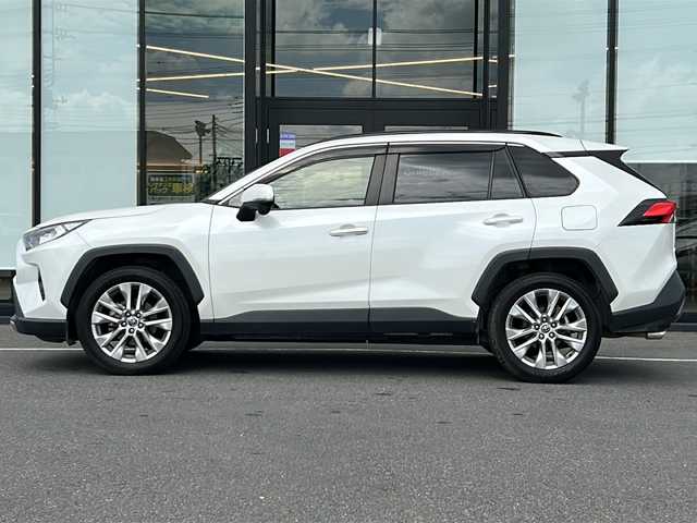 トヨタ ＲＡＶ４ G Zパッケージ 茨城県 2019(令1)年 6.6万km ホワイトパールクリスタルシャイン 9インチ純正SDナビ(Bluetooth/バックカメラ フルセグTV)/ETC/クルーズコントロール/横滑り防止装置/コーナーセンサー/レーンキープアシスト/盗難防止装置/ダウンヒルアシスト/オートマチックハイビーム/カーテンエアバッグ/ドライブレコーダー前後/LEDオートライト/レザーシート/パワーシート/シートヒーター/純正19インチアルミホイール/冷房AAC/スマートキー/スペアキー/純正フロアマット