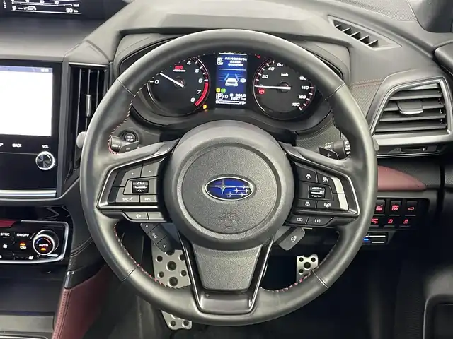 スバル フォレスター STIスポーツ 埼玉県 2022(令4)年 1.7万km マグネタイトグレーメタリック 純正ナビ　バックカメラ　サイドカメラ　フロントカメラ　黒レザー　レーダークルーズ　アイサイト　ＥＴＣ　ドラレコ　デジタルインナーミラー　シートヒーター　メモリシート　ステアリングヒーター　地デジＴＶ