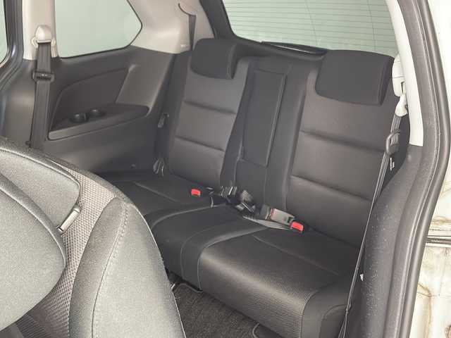 マツダ ＭＰＶ 23C Sporty Pack 兵庫県 2007(平19)年 7.7万km クリスタルホワイトパールマイカ ・社外ナビ/・TV/HDD/DVD/AM/FM/・両側パワースライドドア/・ウォークスルー/・純正フロアマット/・電動格納ミラー/・リアオートエアコン/・純正17インチアルミホイール/・HIDヘッドライト/・オートライト/・ETC/・スマートキー//・ナビボタン不良/・ナビ開閉不良