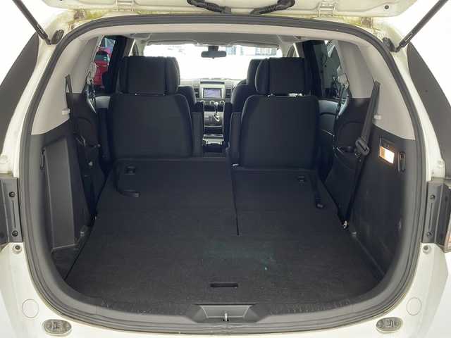 マツダ ＭＰＶ 23C Sporty Pack 兵庫県 2007(平19)年 7.7万km クリスタルホワイトパールマイカ ・社外ナビ/・TV/HDD/DVD/AM/FM/・両側パワースライドドア/・ウォークスルー/・純正フロアマット/・電動格納ミラー/・リアオートエアコン/・純正17インチアルミホイール/・HIDヘッドライト/・オートライト/・ETC/・スマートキー//・ナビボタン不良/・ナビ開閉不良