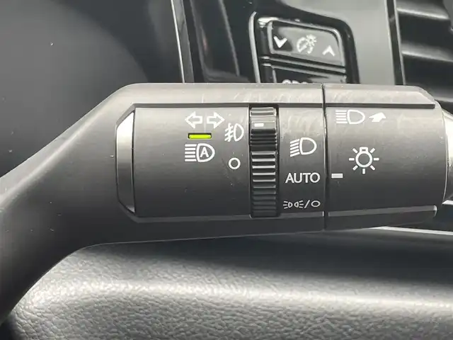 レクサス ＮＸ 350h Fスポーツ 和歌山県 2023(令5)年 2.9万km ブラック 純正14インチナビ/全方位カメラ/フルセグTV/衝突軽減ブレーキ/レーダークルコン/ブラインドスポットモニター/前後コーナーセンサー/オートライト/サンルーフ/デジタルインナーミラー/ビルトインETC2.0/ヘッドアップディスプレイ/オレンジキャリパー/置くだけ充電器/シートヒーター/シートベンチレーション/パワーシート/シートメモリー/ステアリングヒーター/ステアリングリモコン/パドルシフト