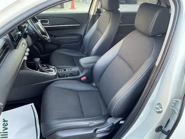 ホンダ ヴェゼル ハイブリッド e:HEV Z 山形県 2022(令4)年 3.7万km プラチナホワイトパール ホンダセンシング/純正メモリナビ/　　【BT　フルセグ　USB】/全周囲カメラ/電動リアゲート/レーダークルーズコントロール/LEDオートライト/ハーフレザーシート/シートヒーター/純正18インチアルミホイール/ブラインドスポットモニター/ダウンヒルアシストコントロール/ステアリングヒーター/ステアリングスイッチ/パドルシフト/ドライブレコーダー/スマートキー×2/ETC2.0