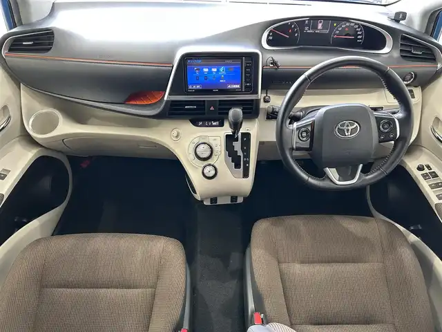 トヨタ シエンタ G 沖縄県 2016(平28)年 6.9万km コバルトブルーメタリック (株)IDOMが運営する【じしゃロンコザ店】の自社ローン専用車両になりますこちらは現金またはオートローンご利用時の価格です。自社ローンご希望の方は別途その旨お申付け下さい/純正ナビ/フルセグＴＶ　/ＥＴＣ　　/バックカメラ　/ドライブレコーダー前後　/衝突被害軽減ブレーキ　/両側パワースライドドア　/アイドリングストップ　/プッシュスタート/スマートキー/オートライト