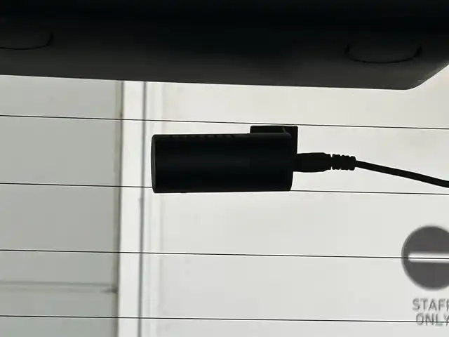 トヨタ シエンタ G 沖縄県 2016(平28)年 6.9万km コバルトブルーメタリック (株)IDOMが運営する【じしゃロンコザ店】の自社ローン専用車両になりますこちらは現金またはオートローンご利用時の価格です。自社ローンご希望の方は別途その旨お申付け下さい/純正ナビ/フルセグＴＶ　/ＥＴＣ　　/バックカメラ　/ドライブレコーダー前後　/衝突被害軽減ブレーキ　/両側パワースライドドア　/アイドリングストップ　/プッシュスタート/スマートキー/オートライト