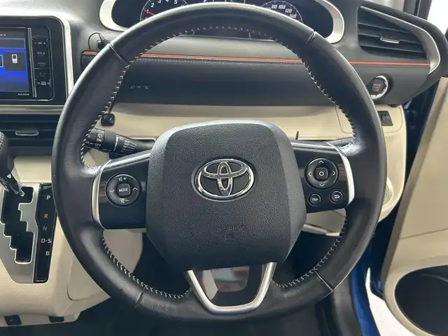 トヨタ シエンタ G 沖縄県 2016(平28)年 6.9万km コバルトブルーメタリック (株)IDOMが運営する【じしゃロンコザ店】の自社ローン専用車両になりますこちらは現金またはオートローンご利用時の価格です。自社ローンご希望の方は別途その旨お申付け下さい/純正ナビ/フルセグＴＶ　/ＥＴＣ　　/バックカメラ　/ドライブレコーダー前後　/衝突被害軽減ブレーキ　/両側パワースライドドア　/アイドリングストップ　/プッシュスタート/スマートキー/オートライト