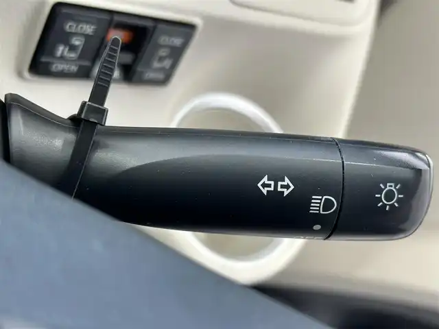 トヨタ シエンタ G 沖縄県 2016(平28)年 6.9万km コバルトブルーメタリック (株)IDOMが運営する【じしゃロンコザ店】の自社ローン専用車両になりますこちらは現金またはオートローンご利用時の価格です。自社ローンご希望の方は別途その旨お申付け下さい/純正ナビ/フルセグＴＶ　/ＥＴＣ　　/バックカメラ　/ドライブレコーダー前後　/衝突被害軽減ブレーキ　/両側パワースライドドア　/アイドリングストップ　/プッシュスタート/スマートキー/オートライト