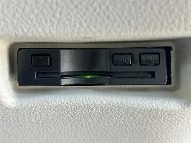 トヨタ シエンタ G 沖縄県 2016(平28)年 6.9万km コバルトブルーメタリック (株)IDOMが運営する【じしゃロンコザ店】の自社ローン専用車両になりますこちらは現金またはオートローンご利用時の価格です。自社ローンご希望の方は別途その旨お申付け下さい/純正ナビ/フルセグＴＶ　/ＥＴＣ　　/バックカメラ　/ドライブレコーダー前後　/衝突被害軽減ブレーキ　/両側パワースライドドア　/アイドリングストップ　/プッシュスタート/スマートキー/オートライト