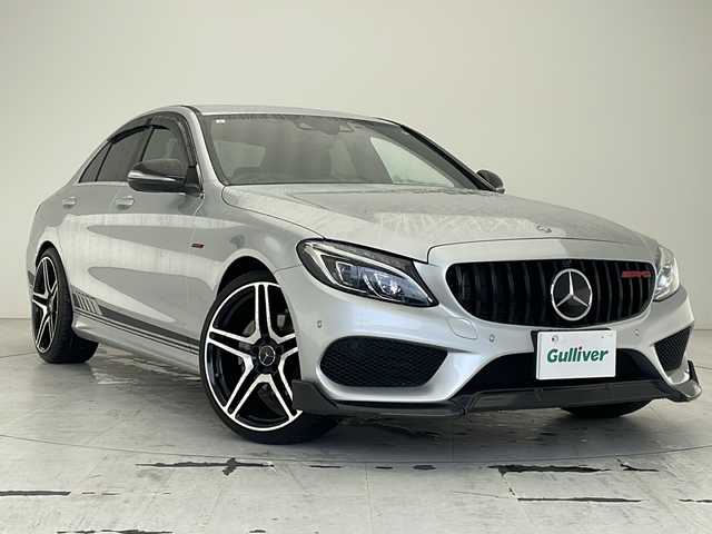 メルセデス・ベンツ Ｃ１８０ アバンギャルド AMGライン 沖縄県 2015(平27)年 5.7万km イリジウムシルバー 純正ナビ　/　(フルセグTV Bluetooth CD　DVD)/バックカメラ　/前席パワーシート　/前席シートヒーター　/パドルシフト　/クルーズコントロール　/ＬＥＤヘッドライト　/プッシュスタート　/スマートキー　/ＥＴＣ　/ＵＳＢ