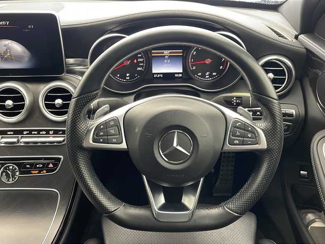 メルセデス・ベンツ Ｃ１８０ アバンギャルド AMGライン 沖縄県 2015(平27)年 5.7万km イリジウムシルバー 純正ナビ　/　(フルセグTV Bluetooth CD　DVD)/バックカメラ　/前席パワーシート　/前席シートヒーター　/パドルシフト　/クルーズコントロール　/ＬＥＤヘッドライト　/プッシュスタート　/スマートキー　/ＥＴＣ　/ＵＳＢ