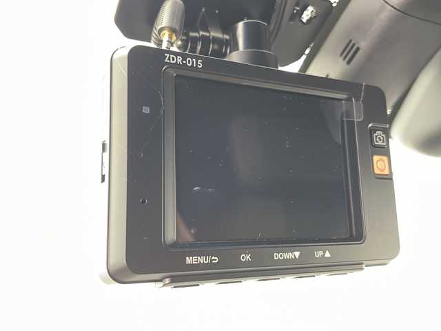 トヨタ アルファードハイブリット エグゼクティブ ラウンジ S 千葉県 2020(令2)年 3.1万km スパークリングブラックパールクリスタルシャイン 純正10インチナビ/　CD/DVD/Bluetooth/フルセグTV/　Apple car play/Android Auto/純正フリップダウンモニター/JBLサウンド/トヨタセーフティセンス/レーダークルーズコントロール/レーンキープアシスト/衝突軽減ブレーキ/クリアランスソナー/全方位カメラ/ブラインドスポットモニター/パーキングアシスト/先行車発進警報/ロードサインアシスト/電動パーキング/オートホールド/オートハイビーム/レザーシート/パワーシート/シートヒーター/エアーシート（セカンドシートまで）/メモリーシート（運転席）/ステアリングヒーター/デジタルインナーミラー/ワイヤレス充電/AC100V充電/ビルトインETC２．０/前後ドラレコ/ナノイー/後席テーブル/ロールサンシェード/三眼ヘッドライト/フォグランプ/フロアマット/ドアバイザー