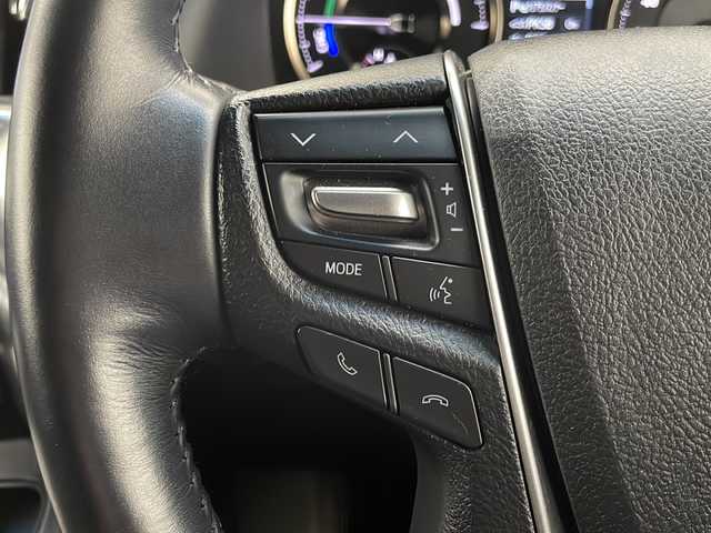 トヨタ アルファードハイブリット エグゼクティブ ラウンジ S 千葉県 2020(令2)年 3.1万km スパークリングブラックパールクリスタルシャイン 純正10インチナビ/　CD/DVD/Bluetooth/フルセグTV/　Apple car play/Android Auto/純正フリップダウンモニター/JBLサウンド/トヨタセーフティセンス/レーダークルーズコントロール/レーンキープアシスト/衝突軽減ブレーキ/クリアランスソナー/全方位カメラ/ブラインドスポットモニター/パーキングアシスト/先行車発進警報/ロードサインアシスト/電動パーキング/オートホールド/オートハイビーム/レザーシート/パワーシート/シートヒーター/エアーシート（セカンドシートまで）/メモリーシート（運転席）/ステアリングヒーター/デジタルインナーミラー/ワイヤレス充電/AC100V充電/ビルトインETC２．０/前後ドラレコ/ナノイー/後席テーブル/ロールサンシェード/三眼ヘッドライト/フォグランプ/フロアマット/ドアバイザー