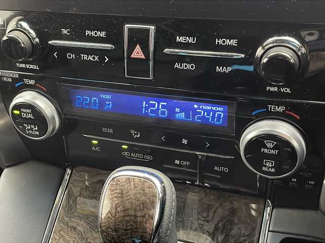 トヨタ アルファードハイブリット エグゼクティブ ラウンジ S 千葉県 2020(令2)年 3.1万km スパークリングブラックパールクリスタルシャイン 純正10インチナビ/　CD/DVD/Bluetooth/フルセグTV/　Apple car play/Android Auto/純正フリップダウンモニター/JBLサウンド/トヨタセーフティセンス/レーダークルーズコントロール/レーンキープアシスト/衝突軽減ブレーキ/クリアランスソナー/全方位カメラ/ブラインドスポットモニター/パーキングアシスト/先行車発進警報/ロードサインアシスト/電動パーキング/オートホールド/オートハイビーム/レザーシート/パワーシート/シートヒーター/エアーシート（セカンドシートまで）/メモリーシート（運転席）/ステアリングヒーター/デジタルインナーミラー/ワイヤレス充電/AC100V充電/ビルトインETC２．０/前後ドラレコ/ナノイー/後席テーブル/ロールサンシェード/三眼ヘッドライト/フォグランプ/フロアマット/ドアバイザー