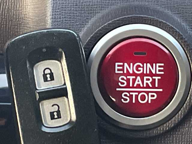 ホンダ Ｎ ＯＮＥ プレミアム Lパッケージ 茨城県 2014(平26)年 6.3万km プレミアムイエローパールⅡ 社外ナビ　/-BT/TV/AM/FM/バックカメラ　/ドライブレコーダー　/ＥＴＣ　/アイドリングストップ　/電動格納ミラー　/プッシュスタート　/純正１４インチアルミホイール　/純正フロアマット　/横滑り防止装置　/盗難防止装置　/冬タイヤ付き