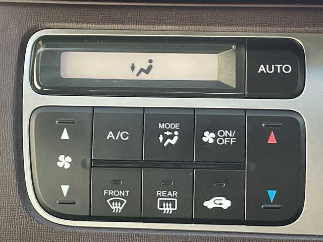 ホンダ Ｎ ＯＮＥ プレミアム Lパッケージ 茨城県 2014(平26)年 6.3万km プレミアムイエローパールⅡ 社外ナビ　/-BT/TV/AM/FM/バックカメラ　/ドライブレコーダー　/ＥＴＣ　/アイドリングストップ　/電動格納ミラー　/プッシュスタート　/純正１４インチアルミホイール　/純正フロアマット　/横滑り防止装置　/盗難防止装置　/冬タイヤ付き