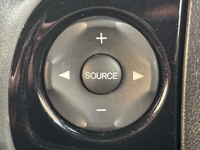 ホンダ Ｎ ＯＮＥ プレミアム Lパッケージ 茨城県 2014(平26)年 6.3万km プレミアムイエローパールⅡ 社外ナビ　/-BT/TV/AM/FM/バックカメラ　/ドライブレコーダー　/ＥＴＣ　/アイドリングストップ　/電動格納ミラー　/プッシュスタート　/純正１４インチアルミホイール　/純正フロアマット　/横滑り防止装置　/盗難防止装置　/冬タイヤ付き