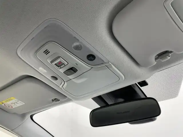 トヨタ プリウス Sツーリングセレクション 宮城県 2019(令1)年 5.2万km アティチュードブラックマイカ F.S.Rエアロ/ＲＳＲダウンサス/１９インチアルミホイール/純正ナビ/フルセグTV/Bluetooth/CD/DVD/バックモニター/ＥＴＣ/シートヒーター/アダプティブクルーズコントロール/クリアランスソナー/合皮シート/トヨタセーフティセンス/ＬＥＤヘッドランプ/フォグランプ/禁煙車