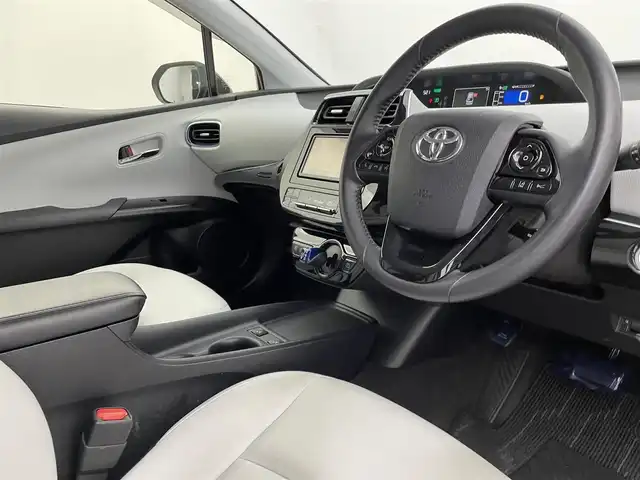 トヨタ プリウス Sツーリングセレクション 宮城県 2019(令1)年 5.2万km アティチュードブラックマイカ F.S.Rエアロ/ＲＳＲダウンサス/１９インチアルミホイール/純正ナビ/フルセグTV/Bluetooth/CD/DVD/バックモニター/ＥＴＣ/シートヒーター/アダプティブクルーズコントロール/クリアランスソナー/合皮シート/トヨタセーフティセンス/ＬＥＤヘッドランプ/フォグランプ/禁煙車