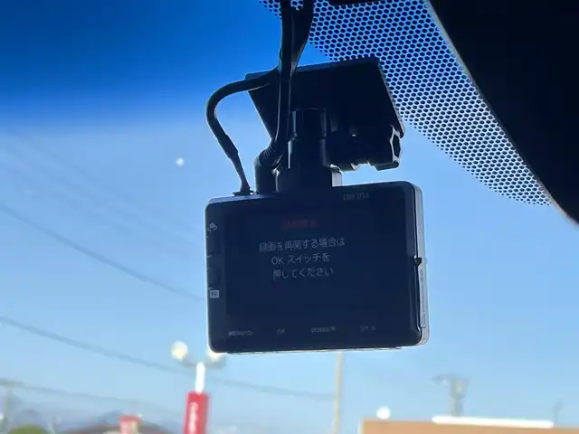 トヨタ ハリアー プレミアム アドバンスドP 群馬県 2014(平26)年 6.6万km ホワイトパールクリスタルシャイン 純正8型SDナビ/JBLプレミアムサウンド/パノラミックビューモニター/モデリスタエアロ(F/S/R)/置くだけ充電/前後ドライブレコーダー/ETC/パワーバックドア/クルーズコントロール/パワーシート/スカッフイルミネーション/純正トノカバー/横滑り防止装置/レーンキープアシスト/衝突軽減ブレーキ/アイドリングストップ/オートハイビーム/取説・保証書