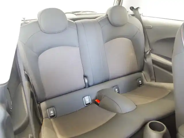 ＭＩＮＩ ミニ クーパー 岐阜県 2019(平31)年 3.1万km ペッパー・ホワイト 純正ナビ/Bluetooth/衝突軽減ブレーキ/LEDヘッドライト/ETC