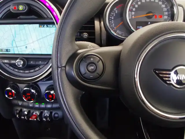 ＭＩＮＩ ミニ クーパー 岐阜県 2019(平31)年 3.1万km ペッパー・ホワイト 純正ナビ/Bluetooth/衝突軽減ブレーキ/LEDヘッドライト/ETC