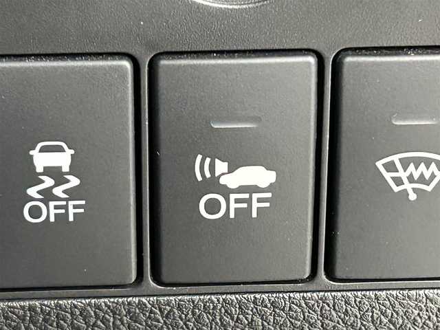 ホンダ ヴェゼル ハイブリッド Z 兵庫県 2015(平27)年 5万km ホワイトオーキッドパール 純正８型ナビ（ＢＴ，フルセグＴＶ）　/バックカメラ　/ＥＴＣ　/前後ドラレコ　/クルーズコントロール　/シティブレーキアクティブシステム/パドルシフト　/ハーフレザー　/シートヒーター　/純正１７インチアルミホイール