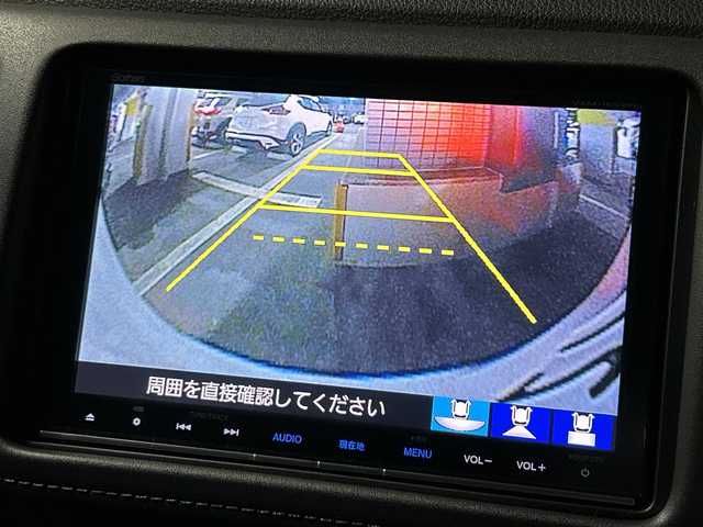 ホンダ ヴェゼル ハイブリッド Z 兵庫県 2015(平27)年 5万km ホワイトオーキッドパール 純正８型ナビ（ＢＴ，フルセグＴＶ）　/バックカメラ　/ＥＴＣ　/前後ドラレコ　/クルーズコントロール　/シティブレーキアクティブシステム/パドルシフト　/ハーフレザー　/シートヒーター　/純正１７インチアルミホイール