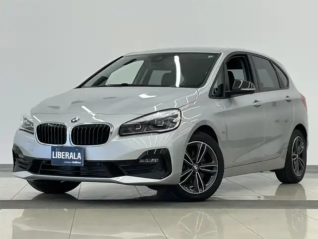 ＢＭＷ ２１８ｄ 岡山県 2018(平30)年 3.6万km グレイシャーシルバー コンフォートＰＫＧ　/パワーテールゲート　/フットオープナー　/純正ＨＤＤナビ　/スピードリミッター　/ミラー一体型ＥＴＣ　/バックカメラ　/ＬＥＤライト　/オートライト　/オートワイパー　/純正オールウェザーマット/コネクテッドドライブ/フロント＆リアフォグライト/SOSコール/パーキングベンチレーション/アンビエントライト/エコプロA/C/セーリング