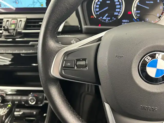 ＢＭＷ ２１８ｄ 岡山県 2018(平30)年 3.6万km グレイシャーシルバー コンフォートＰＫＧ　/パワーテールゲート　/フットオープナー　/純正ＨＤＤナビ　/スピードリミッター　/ミラー一体型ＥＴＣ　/バックカメラ　/ＬＥＤライト　/オートライト　/オートワイパー　/純正オールウェザーマット/コネクテッドドライブ/フロント＆リアフォグライト/SOSコール/パーキングベンチレーション/アンビエントライト/エコプロA/C/セーリング