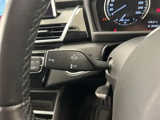 ＢＭＷ ２１８ｄ 岡山県 2018(平30)年 3.6万km グレイシャーシルバー コンフォートＰＫＧ　/パワーテールゲート　/フットオープナー　/純正ＨＤＤナビ　/スピードリミッター　/ミラー一体型ＥＴＣ　/バックカメラ　/ＬＥＤライト　/オートライト　/オートワイパー　/純正オールウェザーマット/コネクテッドドライブ/フロント＆リアフォグライト/SOSコール/パーキングベンチレーション/アンビエントライト/エコプロA/C/セーリング