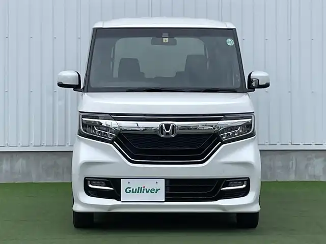 ホンダ Ｎ ＢＯＸ カスタム G L ホンダセンシング 香川県 2020(令2)年 3.2万km プラチナホワイトパール 登録時走行距離：31501km/ディーラー純正ナビ/　CD DVD BT　フルセグTV/バックカメラ/左側パワースライドドア/衝突被害軽減/レーンキープアシスト/レーダークルーズコントロール/LEDヘッドライト/オートライト/フォグランプ/横滑り防止装置/ビルトインETC/ベンチシート/シートヒーター/ロールサンシェード/ISOFIX/プッシュスタート/スマートキー/スペアキー