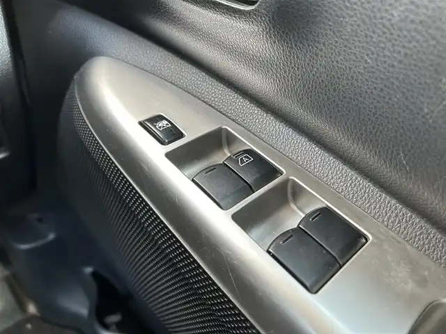日産 デイズ ルークス X Vセレクション 新潟県 2016(平28)年 8.2万km ホワイトパール 社外ナビ【フルセグTV】/全方位カメラ/アイドリングストップ/衝突軽減/ETC/両側パワースライドドア/純正アルミホイール/純正フロアマット/横滑り防止装置/D席シートヒーター/プッシュスタート/スマートキー