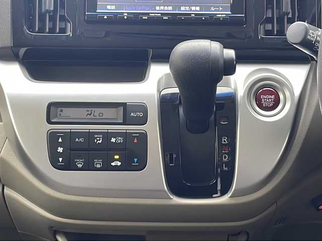 ホンダ Ｎ ＷＧＮ G SSパッケージⅡ 沖縄県 2019(平31)年 9.5万km ブリティッシュグリーンP ワンオーナー/純正ナビ(VXM-195VFi)/(フルセグＴＶ　ＤＶＤ再生　ＢＴ接続)/バックカメラ　/前席シートヒーター　/ＵＳＢポート　/ＨＩＤヘッドライト　/スマートキー　/ステアリングスイッチ　/電格ミラー　/ドアバイザー　/衝突被害軽減ブレーキ